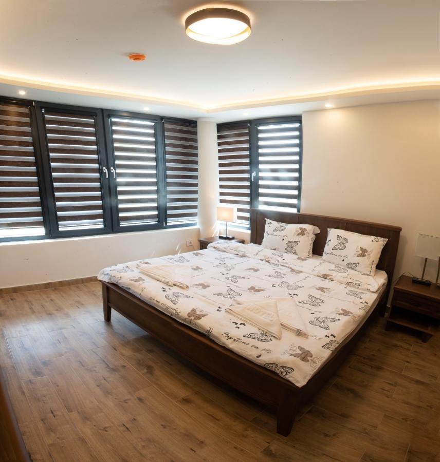 Zoo Misic Prenociste Hotel Vranje Exterior photo